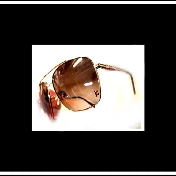 New Rare & Unique Authentic Just Cavalli Aviator Sunglasses  display picture 1